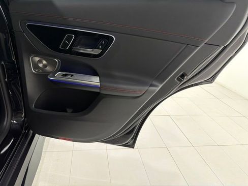 Used 2025 Mercedes-Benz GLC 43 AMG 4MATIC image 21
