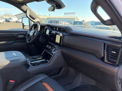 Used 2024 GMC Sierra 3500 AT4 w/ AT4 Premium Plus Package image 22