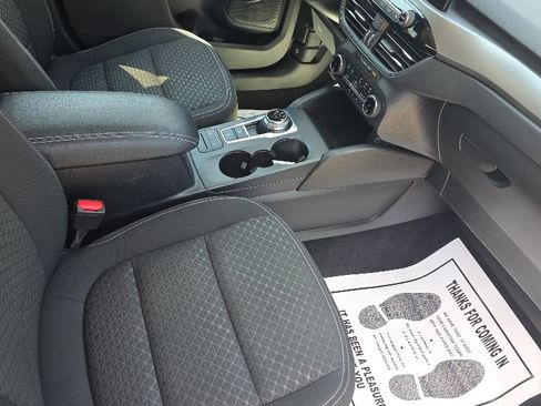 Used 2023 Ford Escape Active image 17