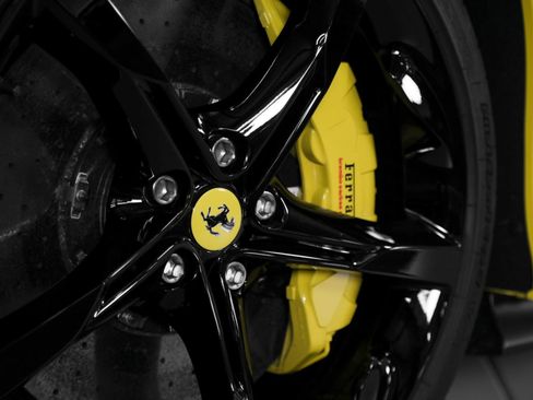 Used 2025 Ferrari SF90 Spider AWD/4WD image 19