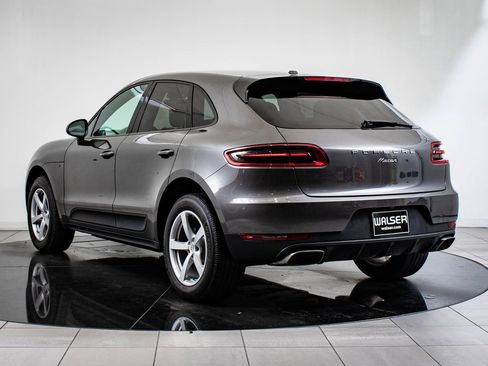 Used 2017 Porsche Macan image 3