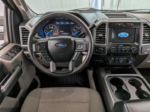 Used 2017 Ford F250 XLT w/ XLT Premium Package AWD/4WD image 26