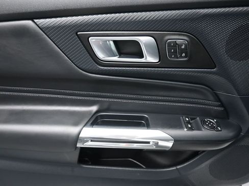 Used 2024 Ford Mustang GT Premium image 10