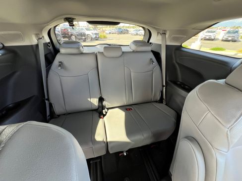 Certified 2025 Toyota Sienna XLE w/ XLE Plus Package image 16