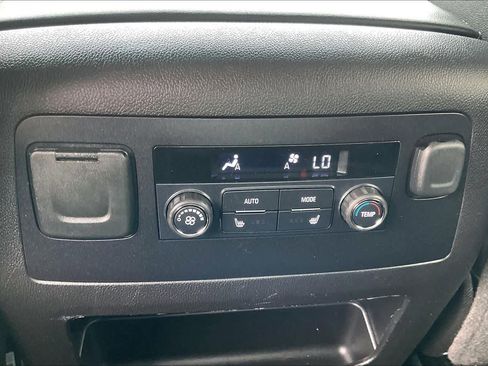 Used 2016 Chevrolet Tahoe LTZ RWD image 31