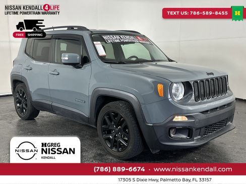 Used 2017 Jeep Renegade Altitude image 2