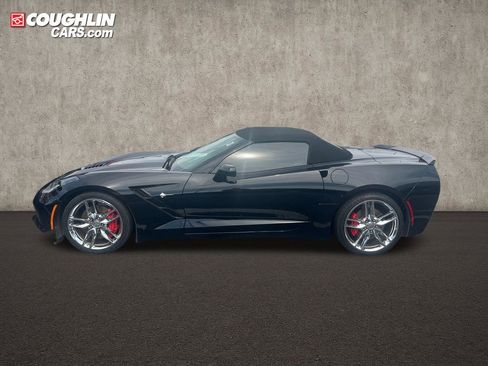 Used 2015 Chevrolet Corvette Stingray Convertible w/ 2LT Preferred Equipment Group RWD image 2