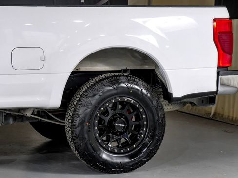 Used 2021 Ford F250 XLT AWD/4WD image 13