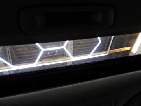 Used 2011 Kia Forte Koup SX w/ Leather Pkg image 15