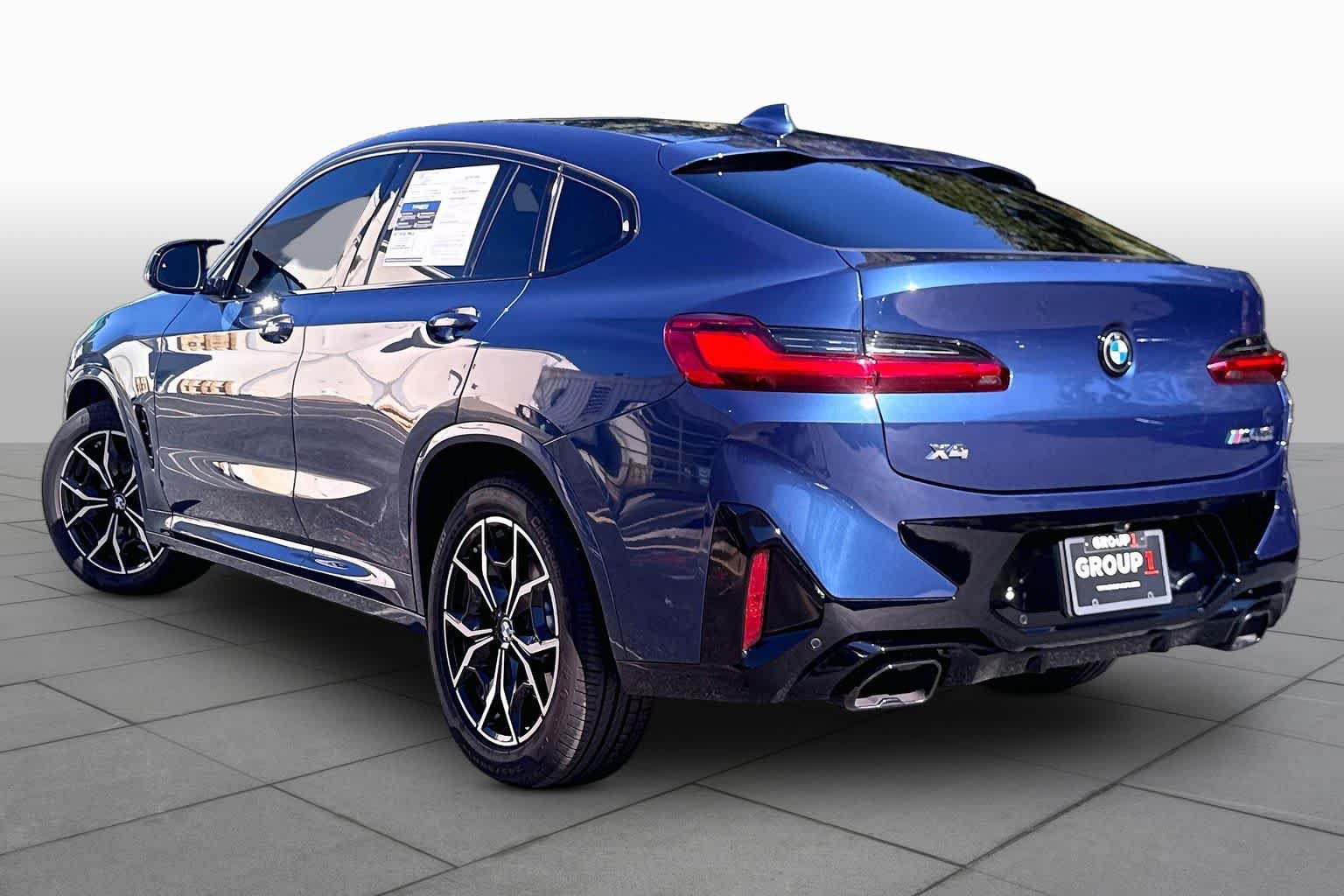 Used 2024 BMW X4 M40i w/ Parking Assistance Package AWD/4WD image 12