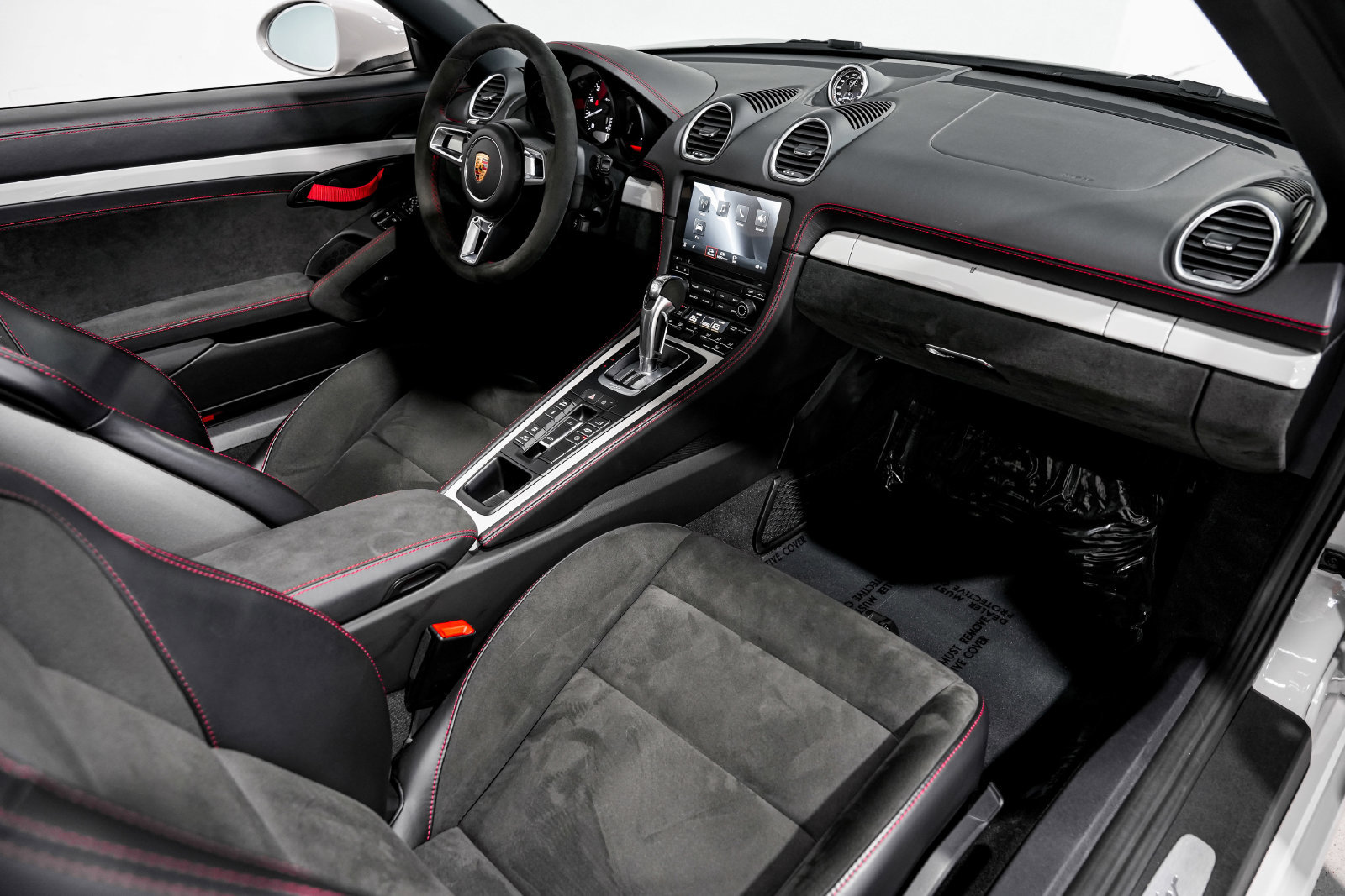 Used 2022 Porsche 718 Boxster Spyder RWD image 28