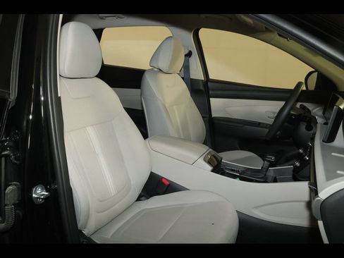 Used 2025 Hyundai Tucson SEL AWD/4WD image 30