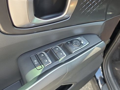 New 2026 Kia Sorento LX FWD image 19