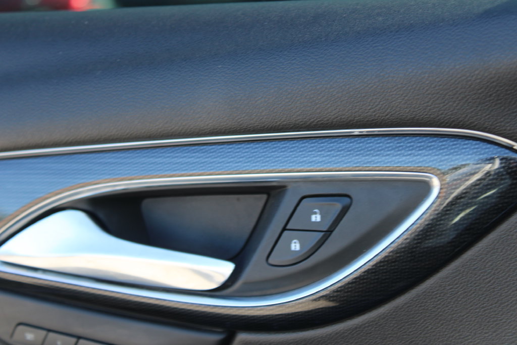 Used 2023 Buick Envision Essence w/ Sport Touring Package FWD image 20