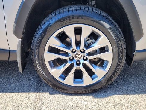 Used 2024 Toyota RAV4 XLE Premium w/ Weather Package AWD/4WD image 15