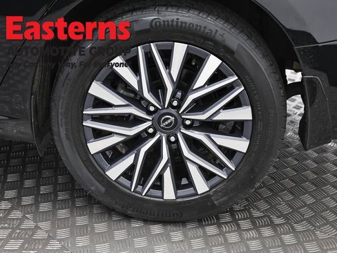 Used 2023 Nissan Altima 2.5 SV w/ SV Premium Package AWD/4WD image 32