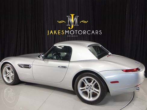 Used 2001 BMW Z8 image 30