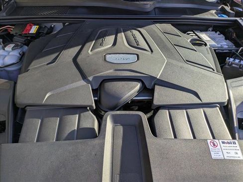 Used 2020 Porsche Cayenne image 29