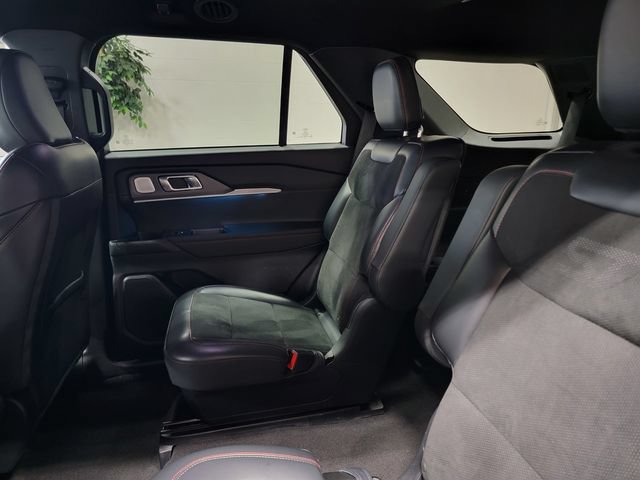 Used 2025 Ford Explorer ST w/ Sun And Sound Package AWD/4WD image 14