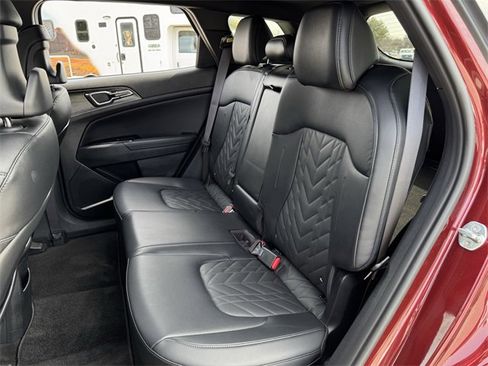 Used 2023 Kia Sportage X-Line image 30