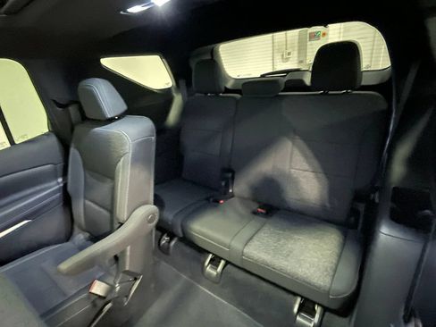 Used 2025 Chevrolet Traverse LT w/ Sun and Wheel Package AWD/4WD image 20