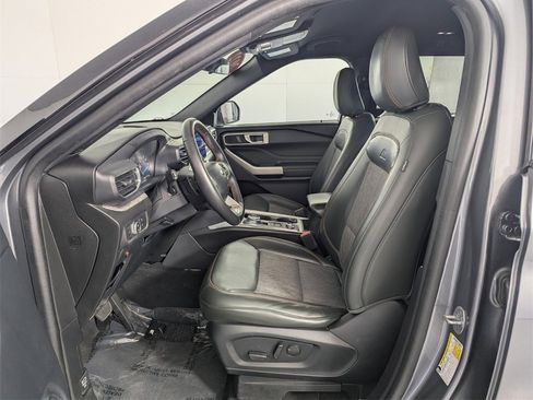 Used 2022 Ford Explorer Timberline image 12