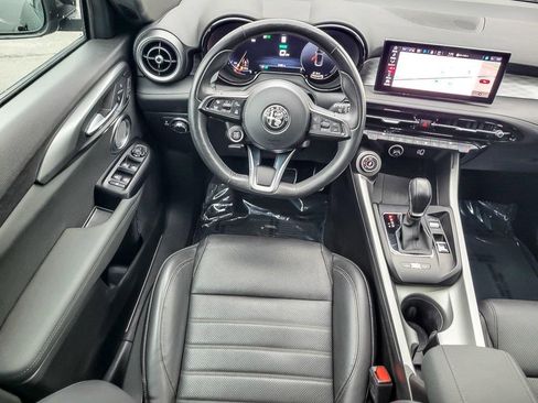 Used 2024 Alfa Romeo Tonale Veloce image 12