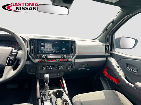 Used 2025 Nissan Frontier Pro-X w/ Pro Convenience Package RWD image 31