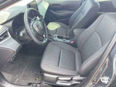 Used 2026 Toyota Corolla LE FWD image 10