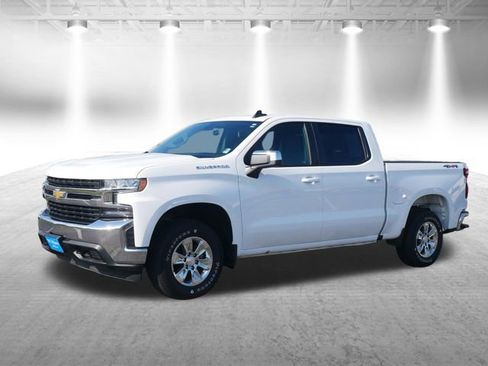 Used 2021 Chevrolet Silverado 1500 LT image 2