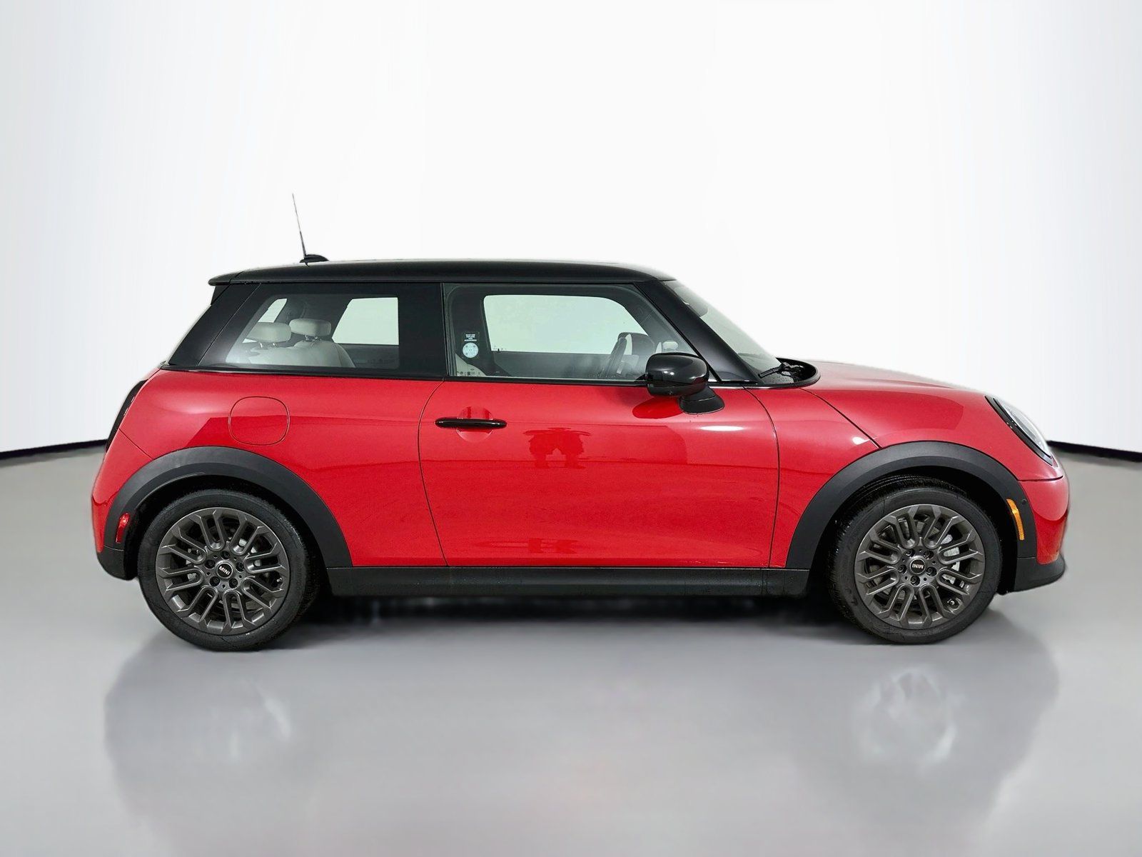 New 2026 MINI Cooper 2-Door Hardtop FWD image 4