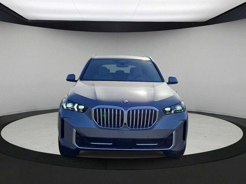 Used 2026 BMW X5 xDrive40i w/ Premium Package AWD/4WD image 3