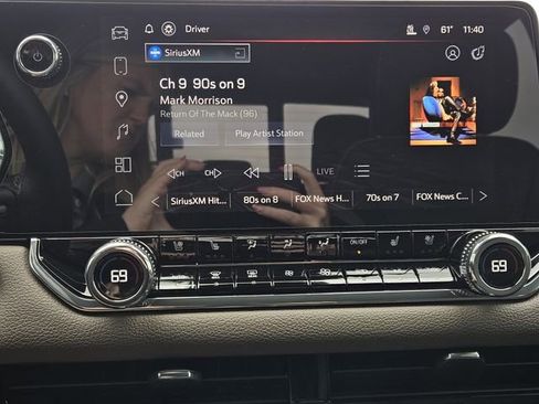 Used 2025 GMC Canyon Denali image 17