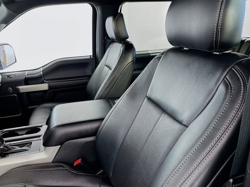 Used 2019 Ford F150 Lariat w/ Equipment Group 502A Luxury AWD/4WD image 24
