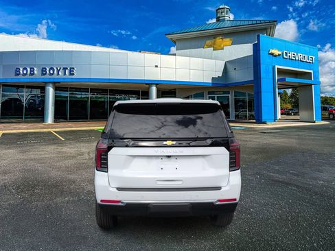 New 2026 Chevrolet Tahoe LS image 4
