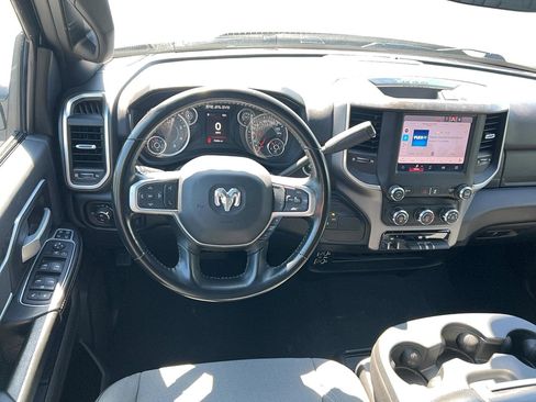 Used 2024 RAM 3500 Big Horn AWD/4WD image 16