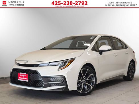 Used 2020 Toyota Corolla XSE FWD image 1