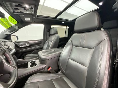 Used 2021 Chevrolet Suburban RST image 6