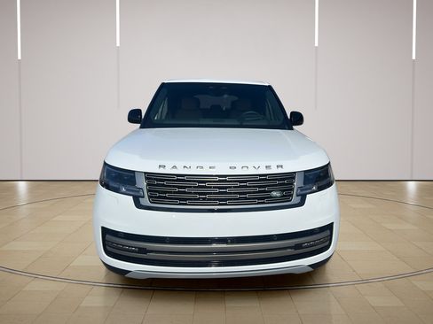 Used 2024 Land Rover Range Rover Long Wheelbase SE AWD/4WD image 10
