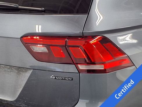 Used 2024 Volkswagen Tiguan SE R-Line image 9
