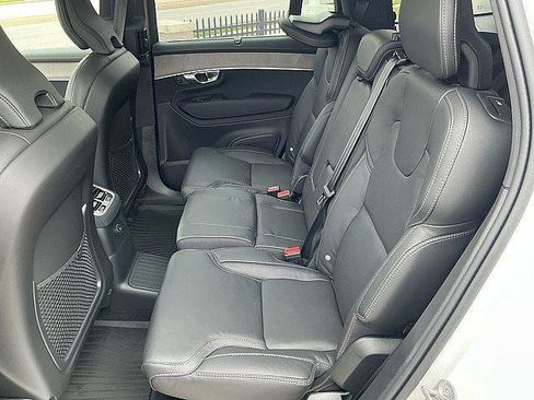 New 2026 Volvo XC90 T8 Ultra w/ Protection Package Premier AWD/4WD image 13