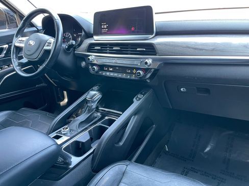Used 2020 Kia Telluride SX w/ SX Prestige Package image 15