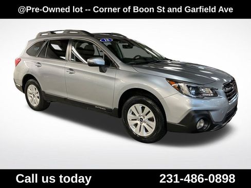 Used 2018 Subaru Outback 2.5i Premium AWD/4WD image 7