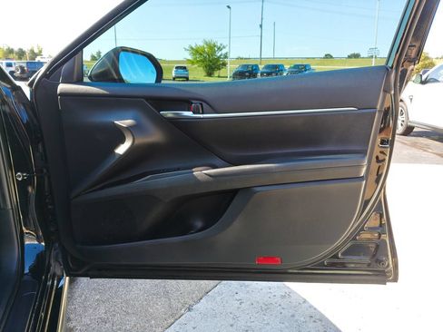 Used 2024 Toyota Camry SE FWD image 20