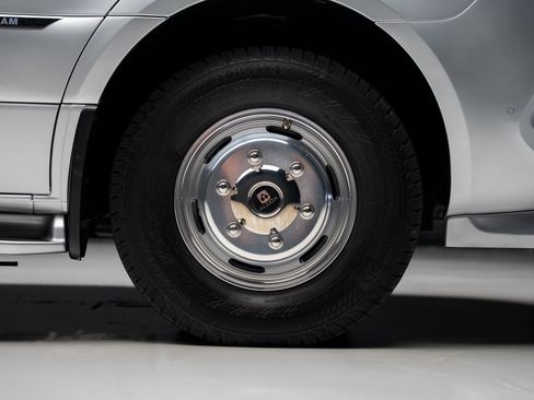 Used 2021 Mercedes-Benz Sprinter 3500 image 38