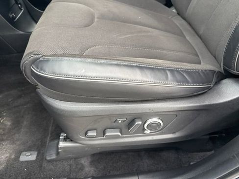 Used 2025 Hyundai Palisade Calligraphy image 19