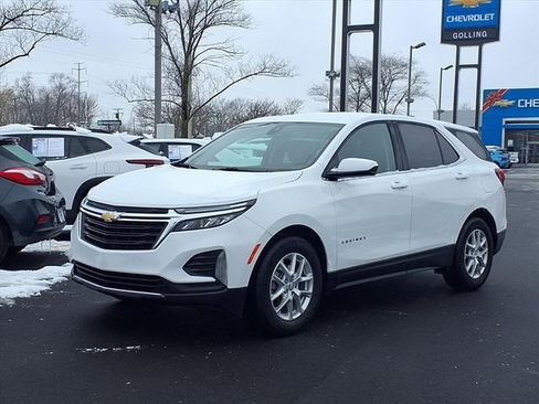 Used 2024 Chevrolet Equinox LT w/ LPO, Floor Liner Package image 1