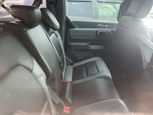 Used 2023 Ford Bronco Black Diamond AWD/4WD image 11