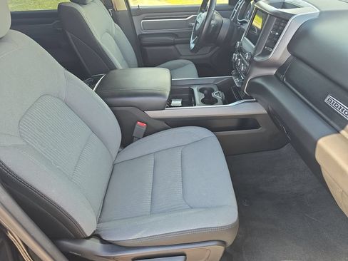 Used 2020 RAM 1500 Big Horn AWD/4WD image 10
