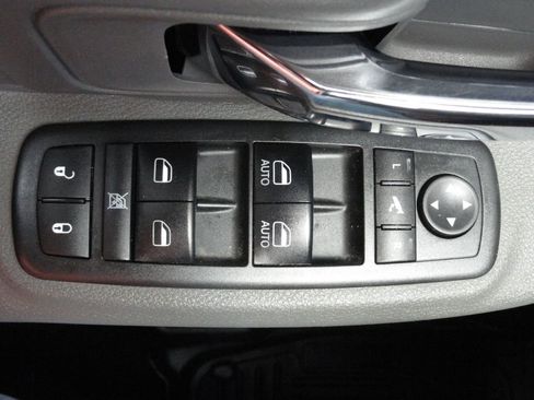 Used 2019 RAM 1500 Lone Star AWD/4WD image 24
